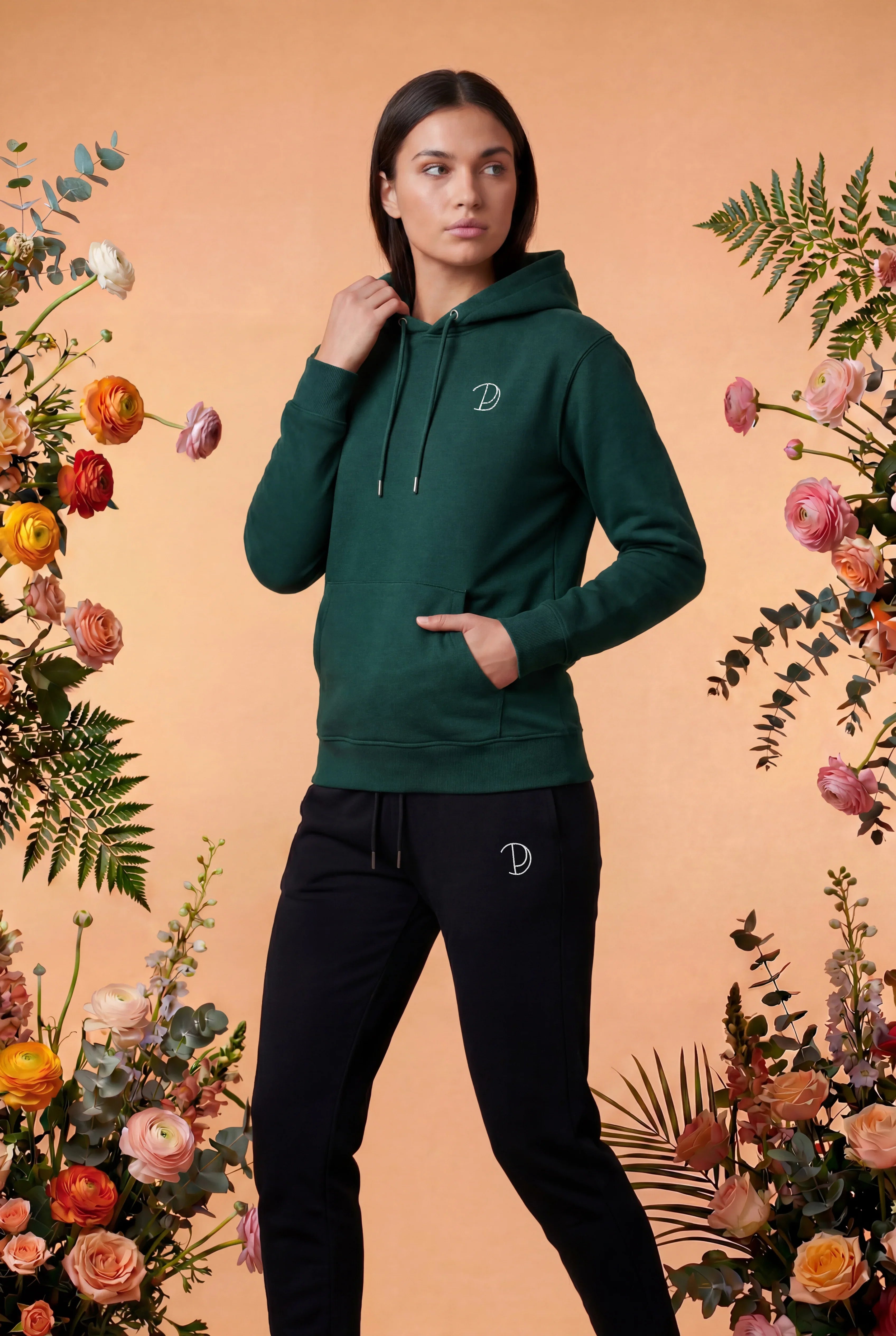 Sudadera con capucha P bordada