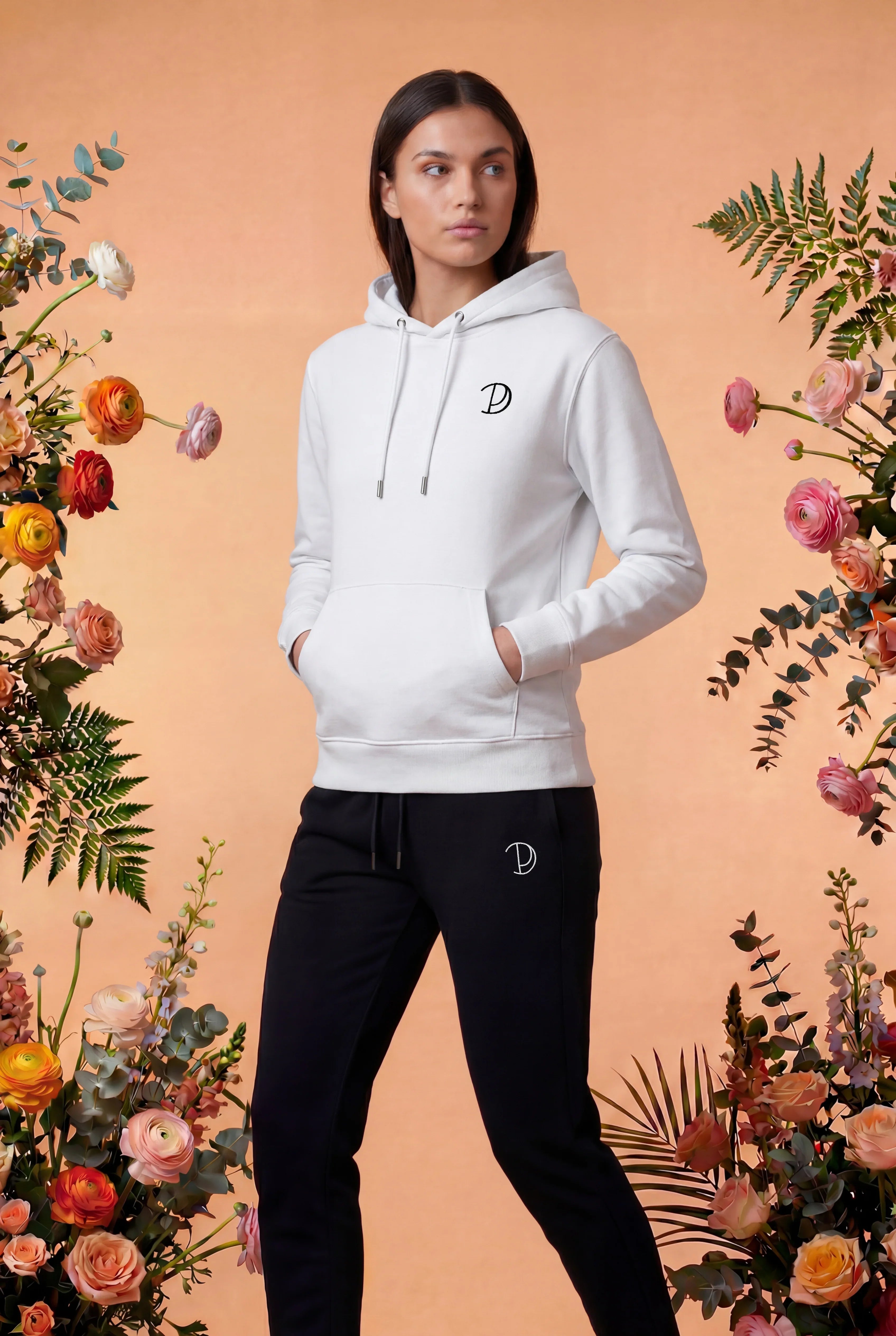 Sudadera con capucha P bordada