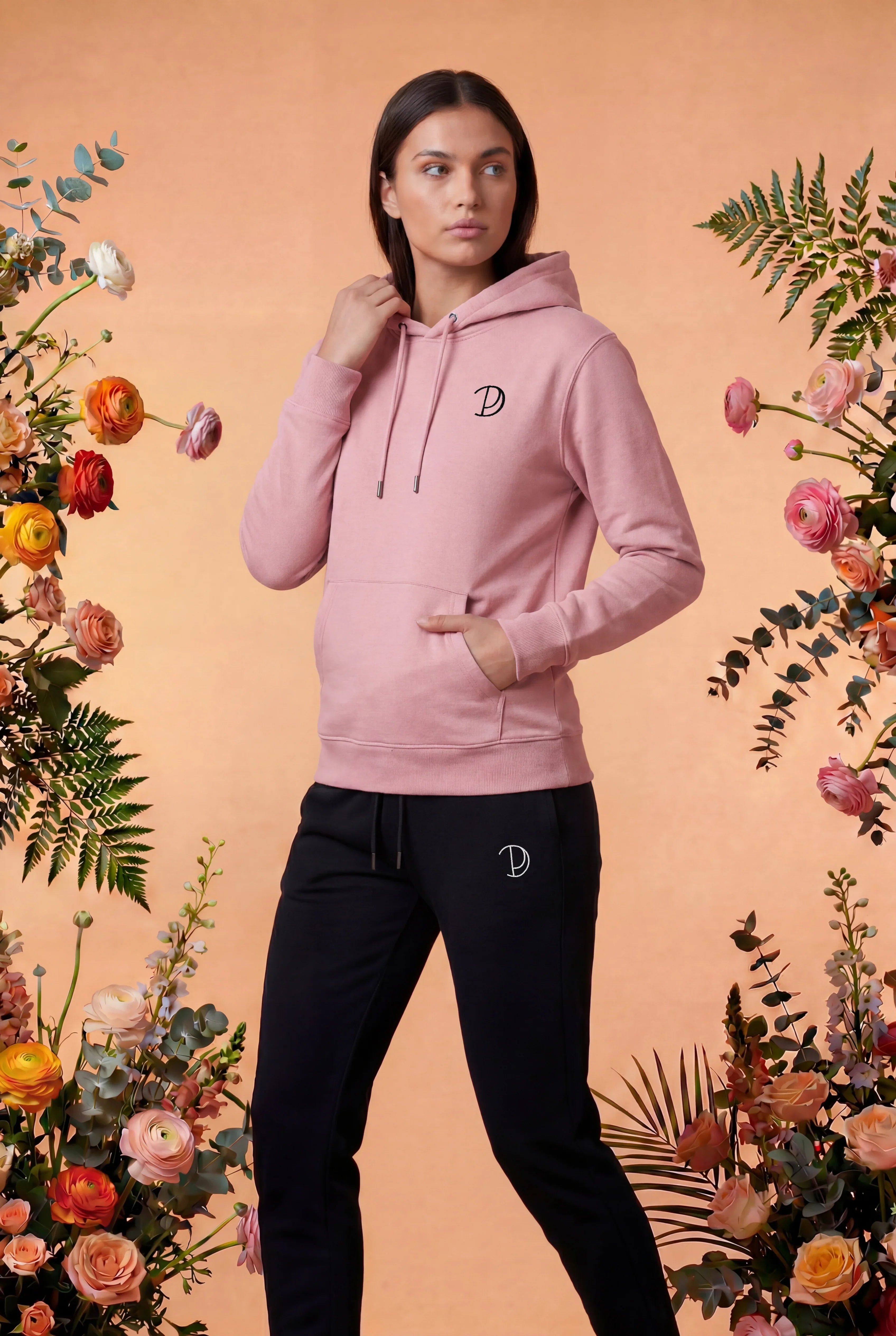 Sudadera con capucha P bordada